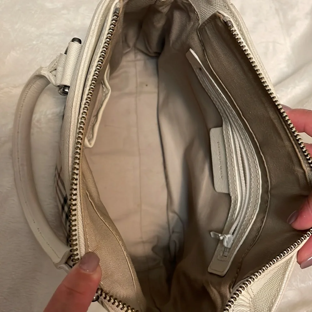 Authentic Burberry Women’s Mini Tote bag - Picture 7 of 8